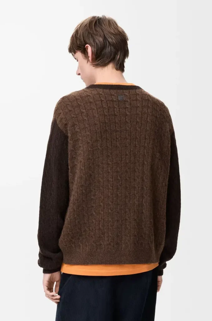 Maglione in cashmere marrone/marrone scuro Maglione in cashmere marrone/marrone scuro