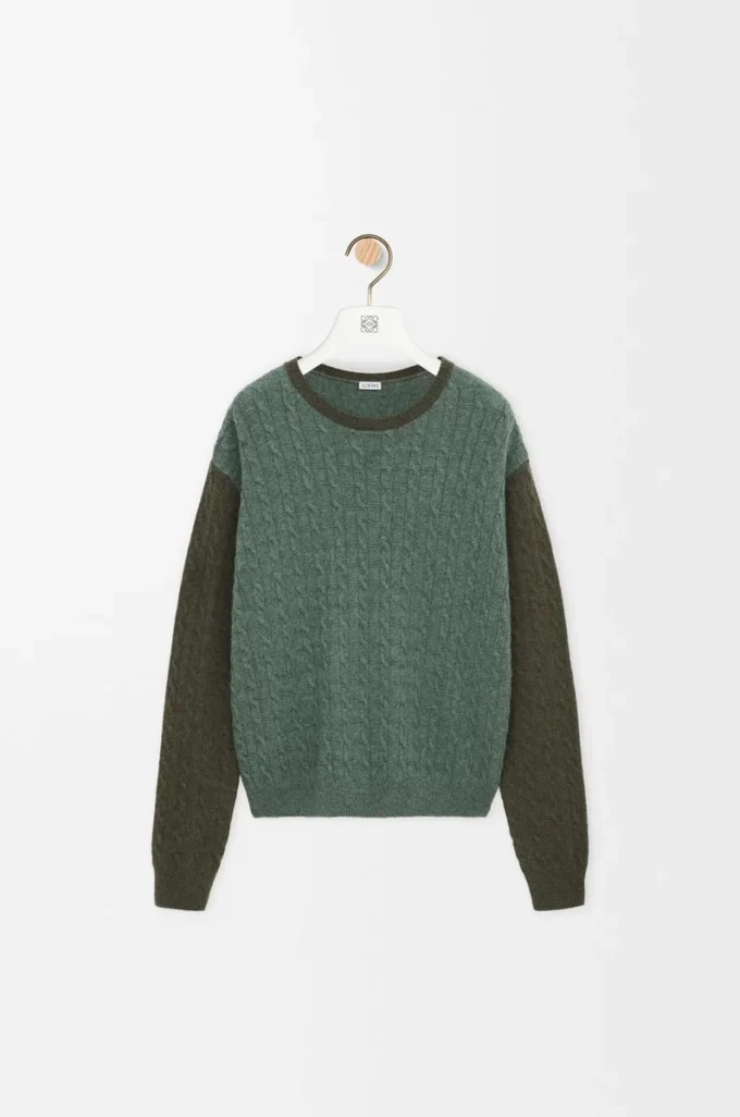 Maglione in cashmere verde chiaro/verde kaki Maglione in cashmere verde chiaro/verde kaki