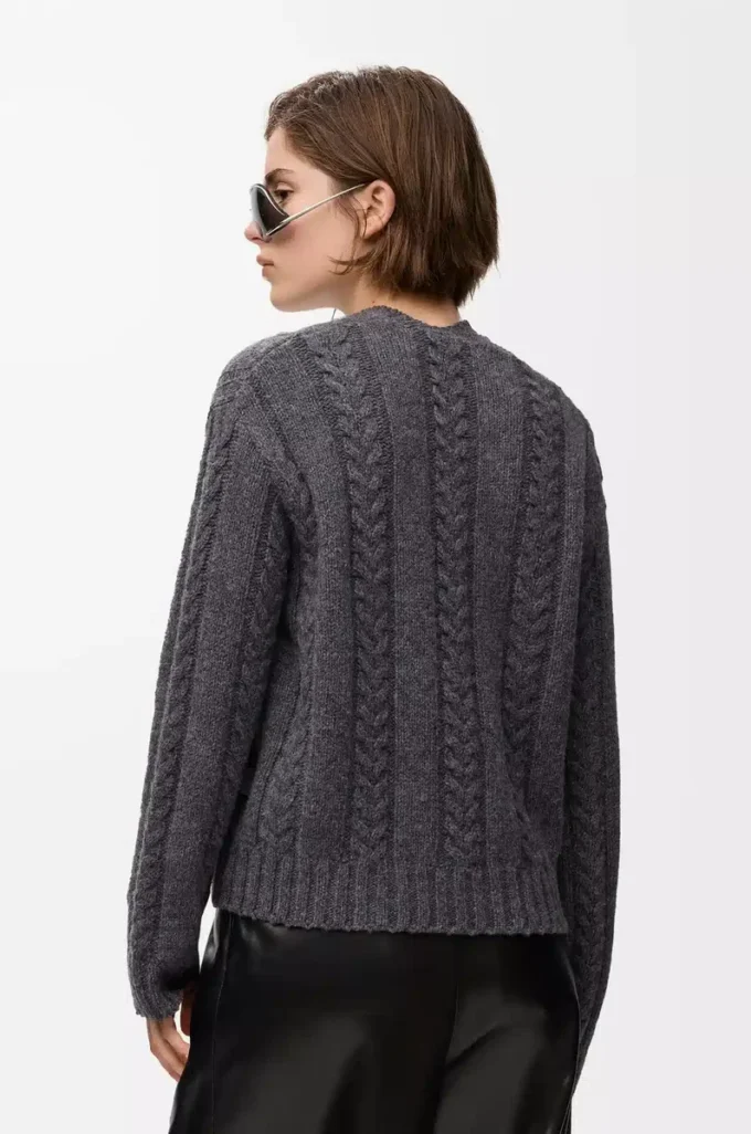 Maglione in lana grigio