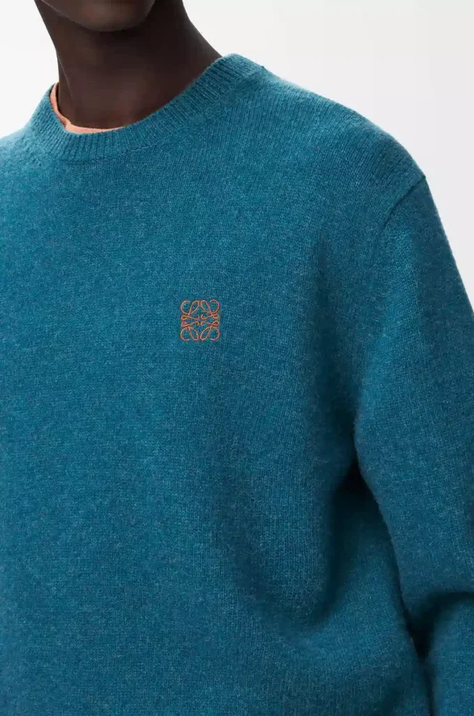 Maglione in lana verde scuro Maglione in lana verde scuro