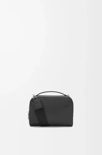 Mini borsa a tracolla per fotocamera in morbida pelle di vitello martellata Nero