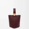 Mini Pebble a secchiello in morbida pelle di vitello Dark Burgundy