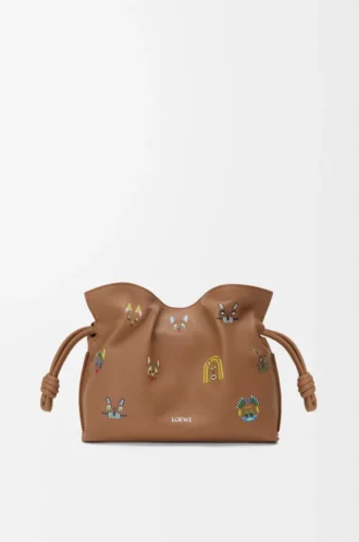 Mini pochette Flamenco Cats in pelle di vitello nappa Moka