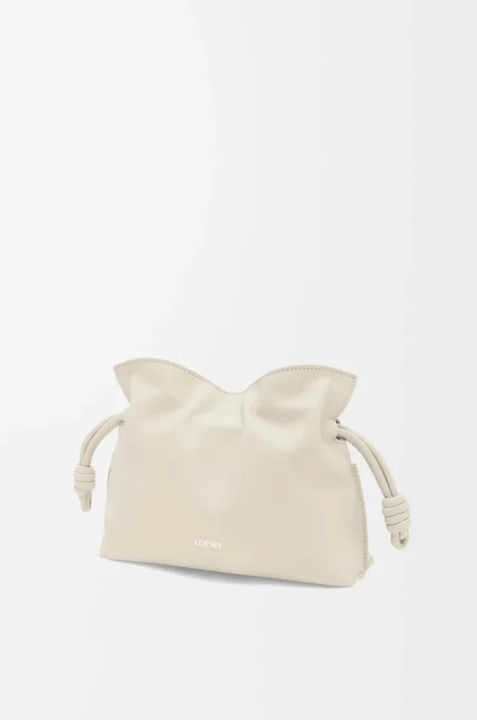 Mini pochette Flamenco in pelle di vitello nappa Sea Salt Mini pochette Flamenco in pelle di vitello nappa Sea Salt
