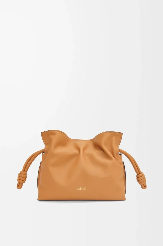 Mini pochette Flamenco in pelle di vitello nappa Warm Desert Mini pochette Flamenco in pelle di vitello nappa Warm Desert