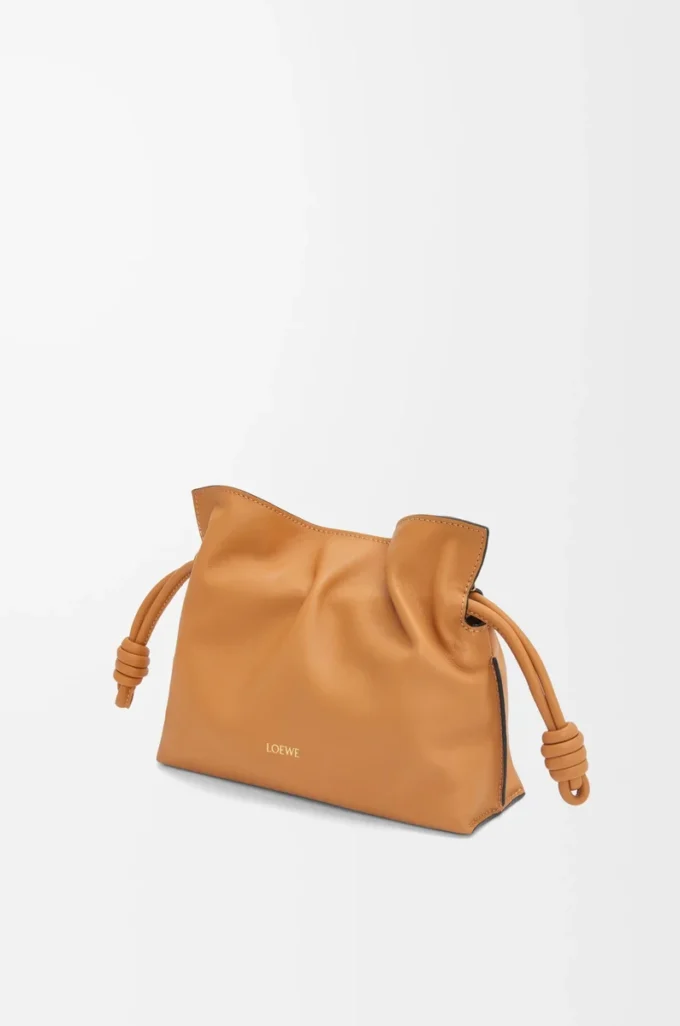 Mini pochette Flamenco in pelle di vitello nappa Warm Desert Mini pochette Flamenco in pelle di vitello nappa Warm Desert