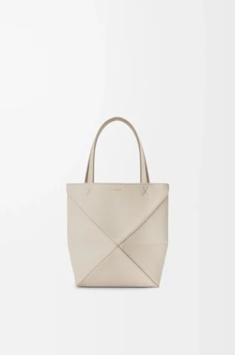 Mini Puzzle Fold tote in morbida pelle di vitello martellata Light Ghost Mini Puzzle Fold tote in morbida pelle di vitello martellata Light Ghost