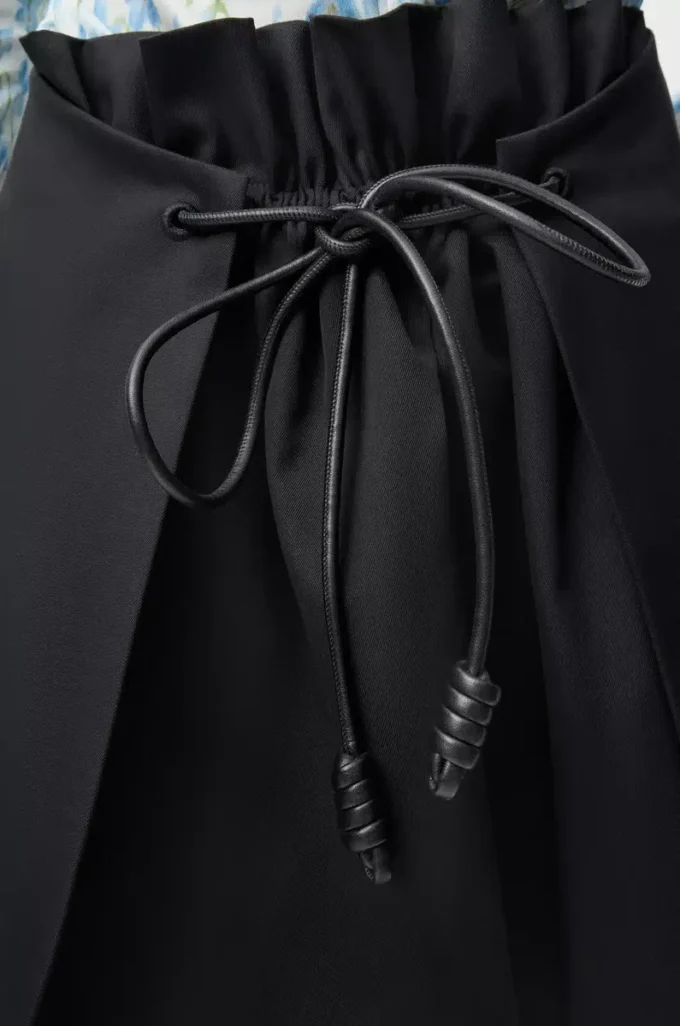 Minigonna in cotone e seta nero