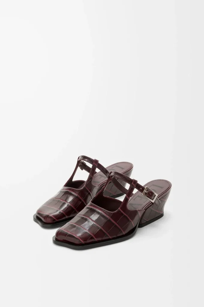 Mule Onda in pelle di vitello goffrata bordeaux Mule Onda in pelle di vitello goffrata bordeaux