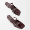 Mule Onda in pelle di vitello goffrata bordeaux Mule Onda in pelle di vitello goffrata bordeaux