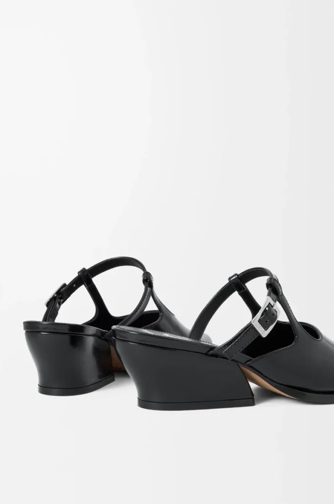 Mule Onda in pelle di vitello spazzolata nera