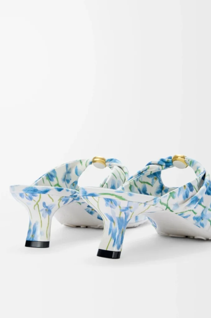 Mule Pebble Soft in pelle di agnello nappa stampata Soft White/Blue