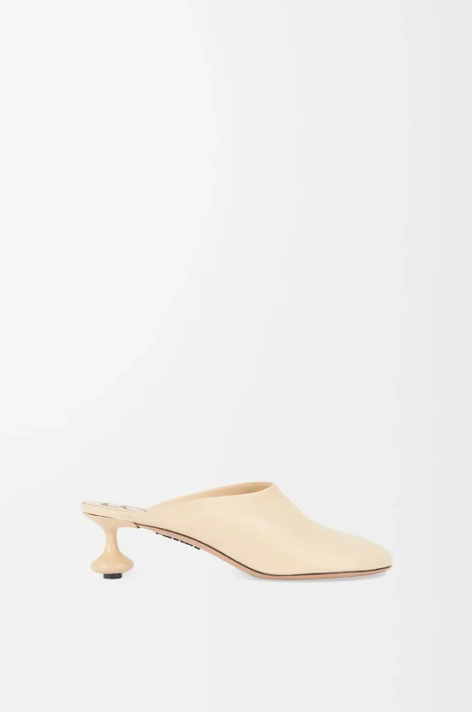 Mule Toy in pelle di capra color latte d’avena