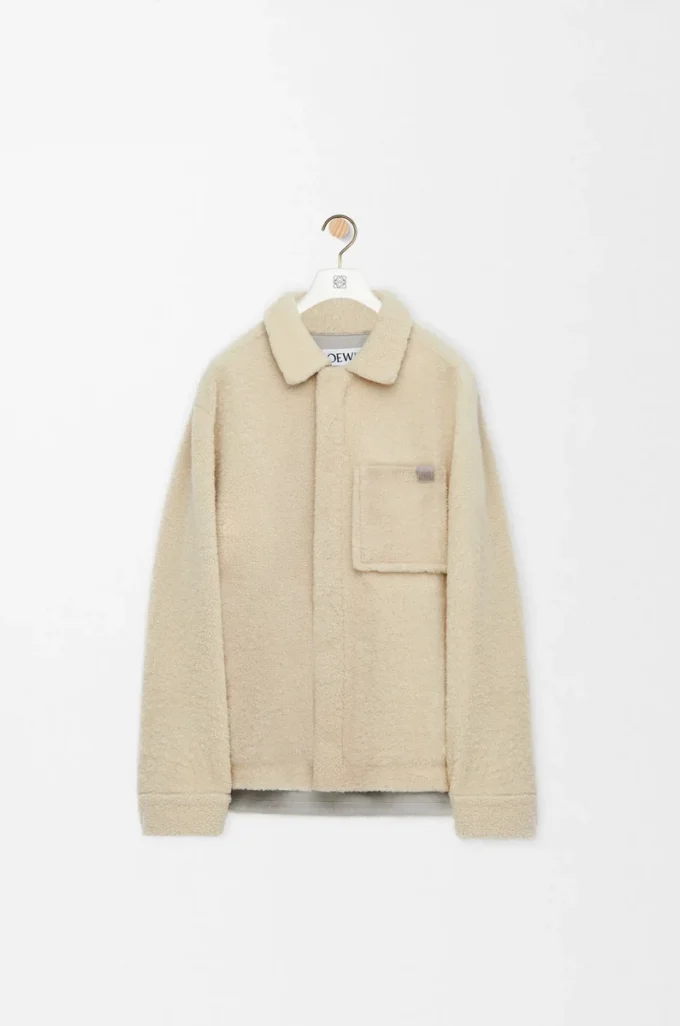 Overshirt in shearling grigio chiaro Overshirt in shearling grigio chiaro