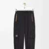 Pantaloni cargo in tessuto tecnico nero Pantaloni cargo in tessuto tecnico nero