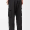 Pantaloni cargo in tessuto tecnico nero Pantaloni cargo in tessuto tecnico nero