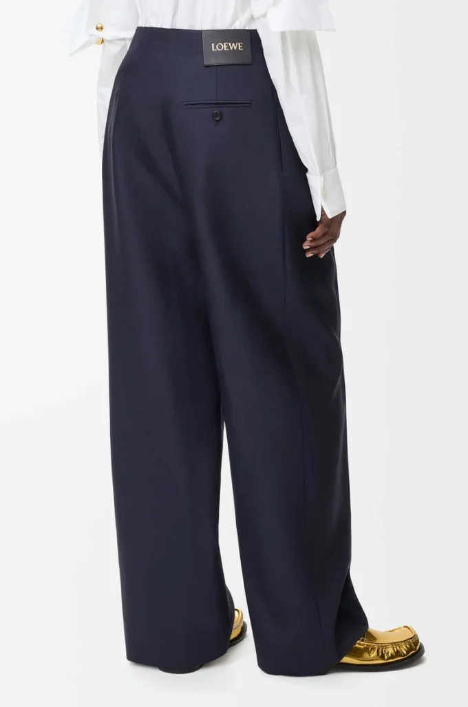 Pantaloni con cintura in lana e seta blu navy Pantaloni con cintura in lana e seta blu navy