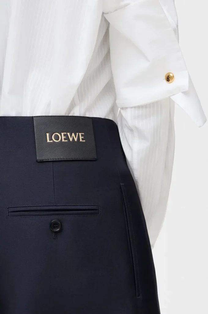 Pantaloni con cintura in lana e seta blu navy Pantaloni con cintura in lana e seta blu navy