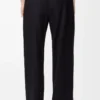Pantaloni con coulisse in lana blu navy Pantaloni con coulisse in lana blu navy