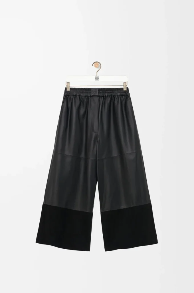 Pantaloni cropped in pelle di agnello nappa e pelle scamosciata di capra Nero
