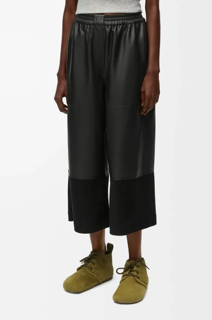 Pantaloni cropped in pelle di agnello nappa e pelle scamosciata di capra Nero