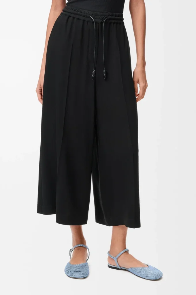 Pantaloni cropped in viscosa elasticizzata Nero