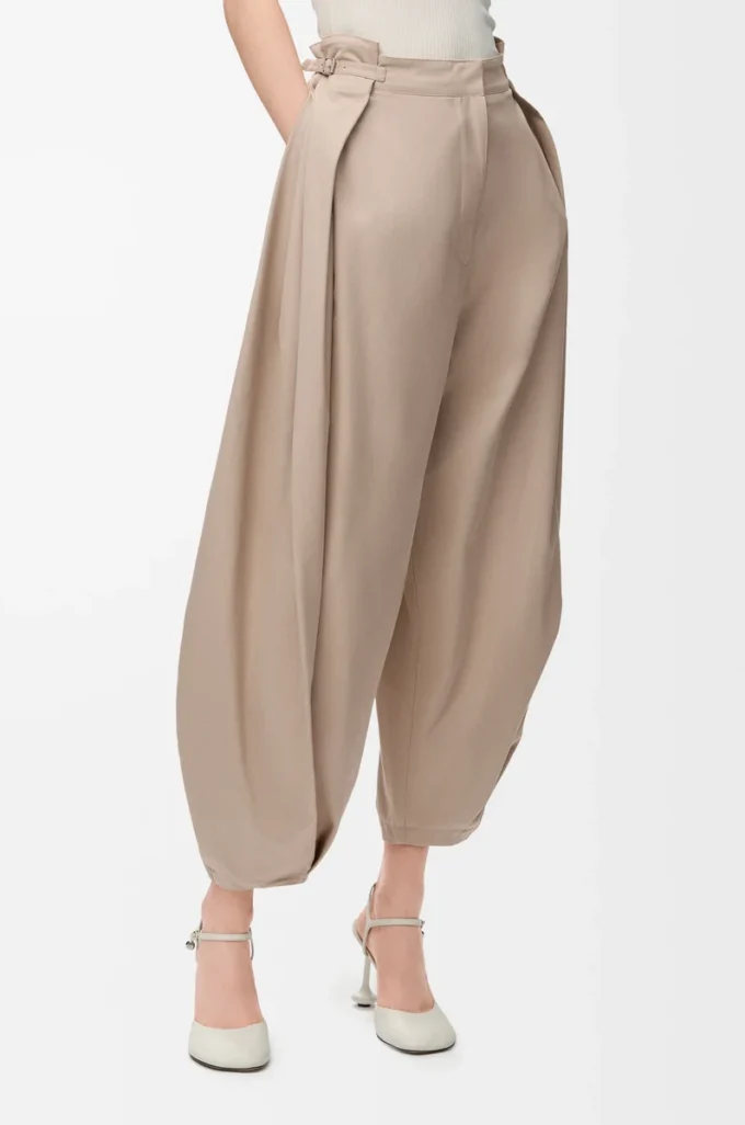 Pantaloni drappeggiati in cotone e seta Beige Pantaloni drappeggiati in cotone e seta Beige
