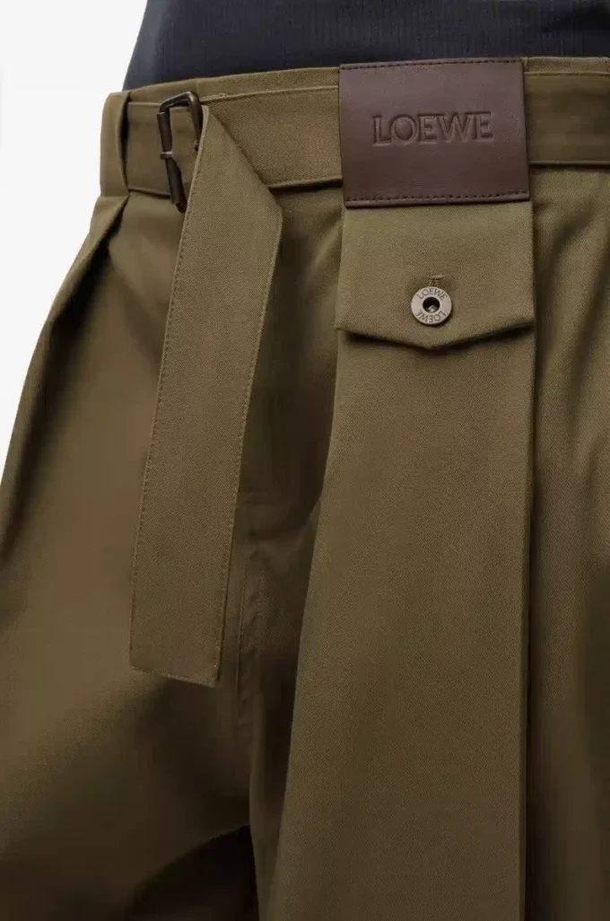 Pantaloni in cotone e seta verde kaki