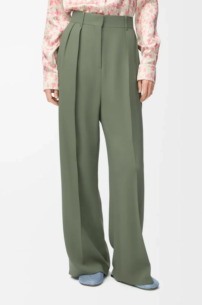Pantaloni in viscosa elasticizzata verde kaki chiaro