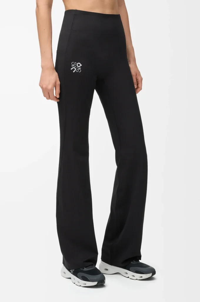 Pantaloni morbidi a zampa in jersey tecnico nero