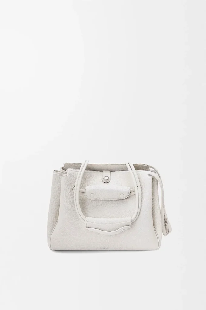 Piccola borsa Madrid in morbida pelle di vitello martellata Soft White