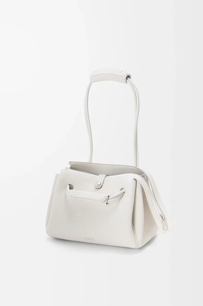 Piccola borsa Madrid in morbida pelle di vitello martellata Soft White