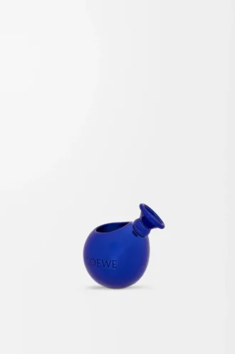 Piccoli dadi a forma di palloncino blu scuro