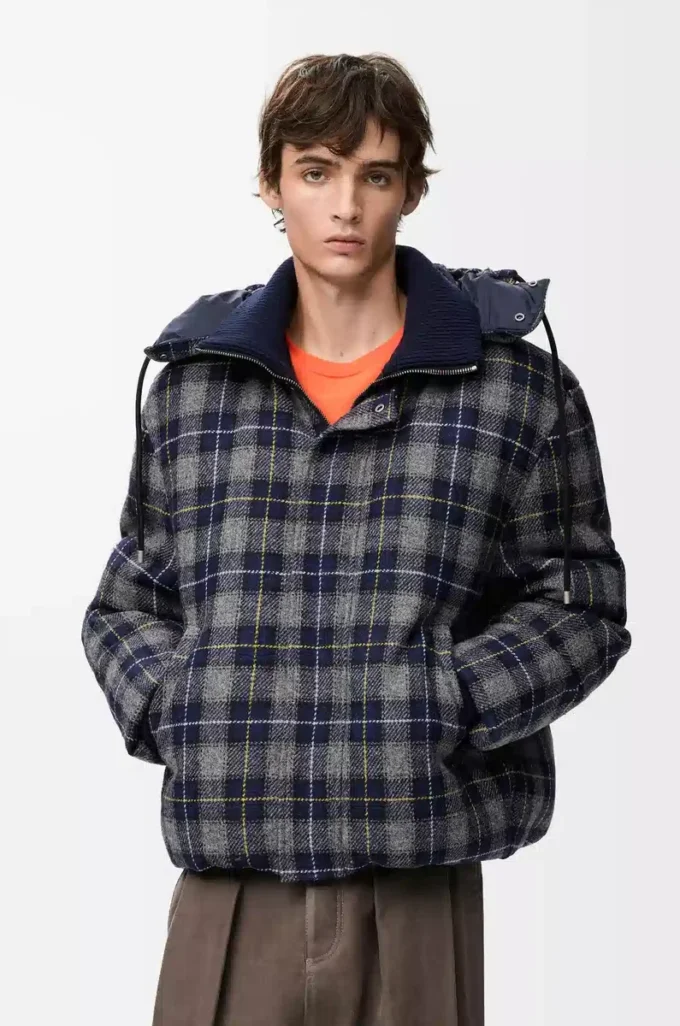 Piumino in lana blu navy scuro