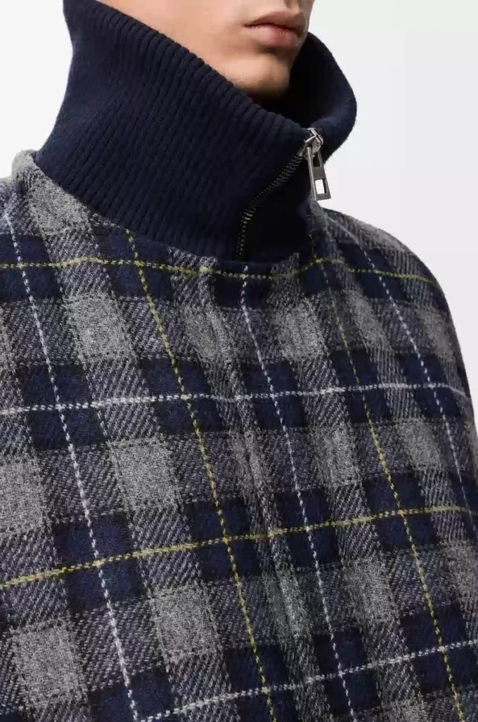 Piumino in lana blu navy scuro