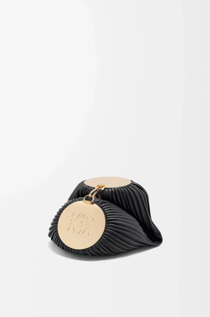 Pochette bracciale in nappa plissettata nera Pochette bracciale in nappa plissettata nera