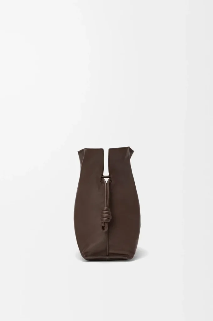 Pochette Flamenco grande in pelle di vitello nappa Chocolate Pochette Flamenco grande in pelle di vitello nappa Chocolate