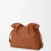 Pochette Flamenco grande in pelle di vitello nappa Squirrel Pochette Flamenco grande in pelle di vitello nappa Squirrel