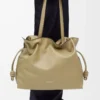 Pochette Flamenco grande in pelle di vitello nappa verde argilla Pochette Flamenco grande in pelle di vitello nappa verde argilla