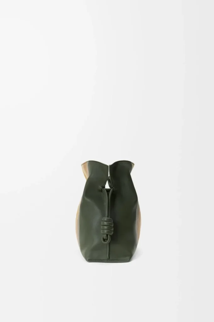 Pochette Flamenco Landscape media in pelle di vitello nappa Bottle Green/Ochre