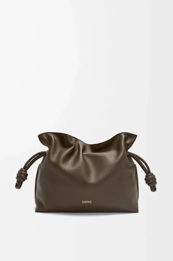 Pochette Flamenco media in pelle di vitello nappa Chocolate Pochette Flamenco media in pelle di vitello nappa Chocolate