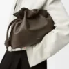 Pochette Flamenco media in pelle di vitello nappa Chocolate Pochette Flamenco media in pelle di vitello nappa Chocolate