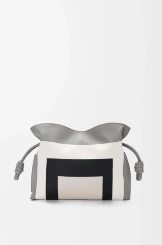 Pochette Flamenco media in pelle di vitello nappa grigio/Light Ghost