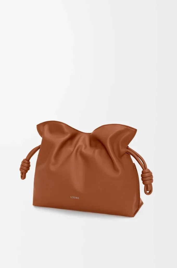 Pochette Flamenco media in pelle di vitello nappa Squirrel Pochette Flamenco media in pelle di vitello nappa Squirrel