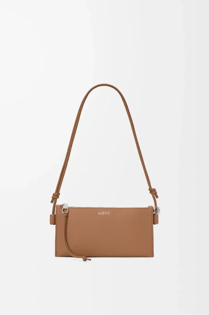 Pochette Joya in pelle di vitello nappa Mocha