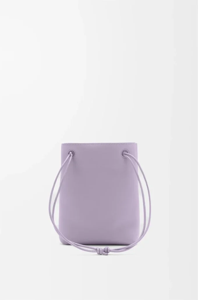 Pochette Pebble in morbida pelle di vitello color malva sporco Pochette Pebble in morbida pelle di vitello color malva sporco