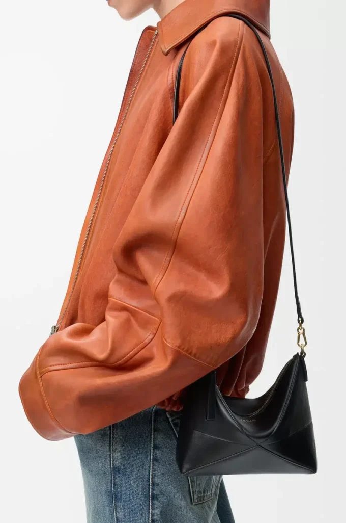 Pochette Puzzle Fold in nappa lucida Black Pochette Puzzle Fold in nappa lucida Black