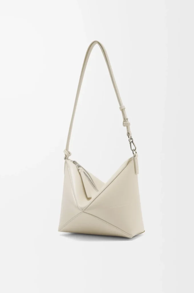 Pochette Puzzle Fold in pelle di vitello nappa lucida Sea Salt Pochette Puzzle Fold in pelle di vitello nappa lucida Sea Salt
