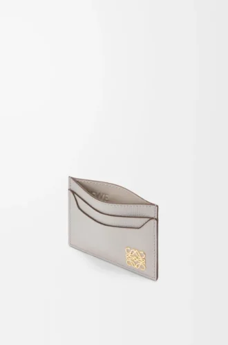 Portacarte Anagram in pelle di vitello martellata Light Ghost Grey