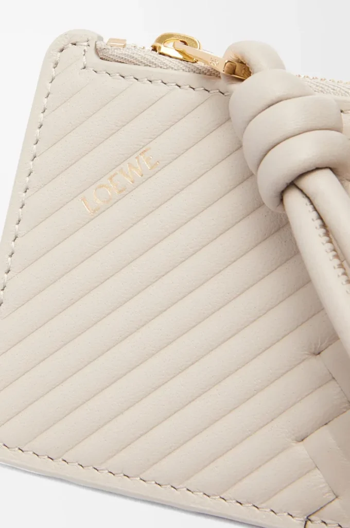 Portacarte e portamonete Knot in pelle di vitello nappa lucida Light Oat